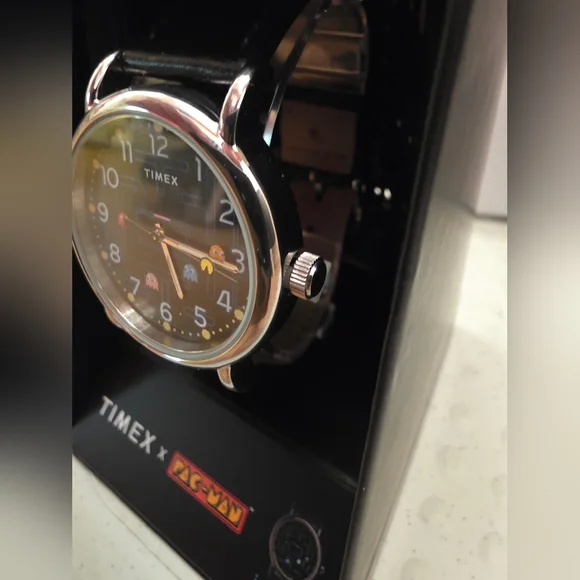 Timex x Pac-Man Black Watch - Picture 3 of 4